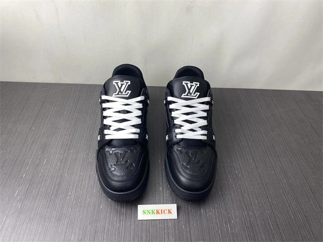 compact l0vis Vvtt0n 1647