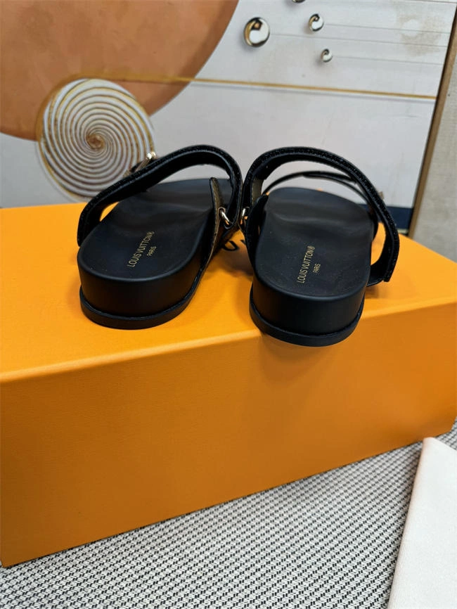 Lv Slipper Orginal Trendsetting 5567