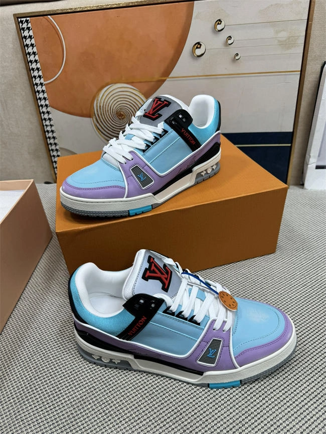 Trendsetting Lv Trainer Sneaker 2021