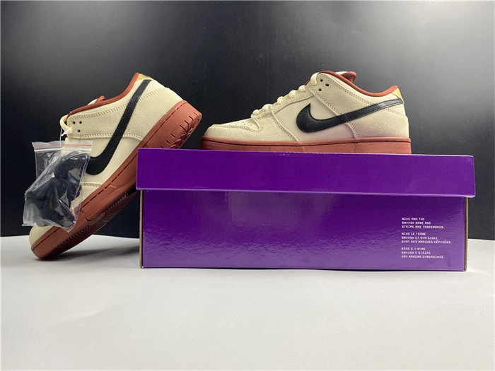 Nike SB Dunk Low Pro Hennessy BQ6817- FlexibleFit 4917