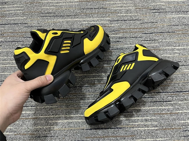 Pra*a cloudbust sneaker flexible 3261