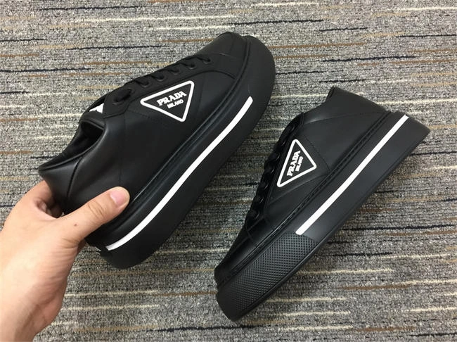 Pra*a leather sneaker smoothtexture 3320