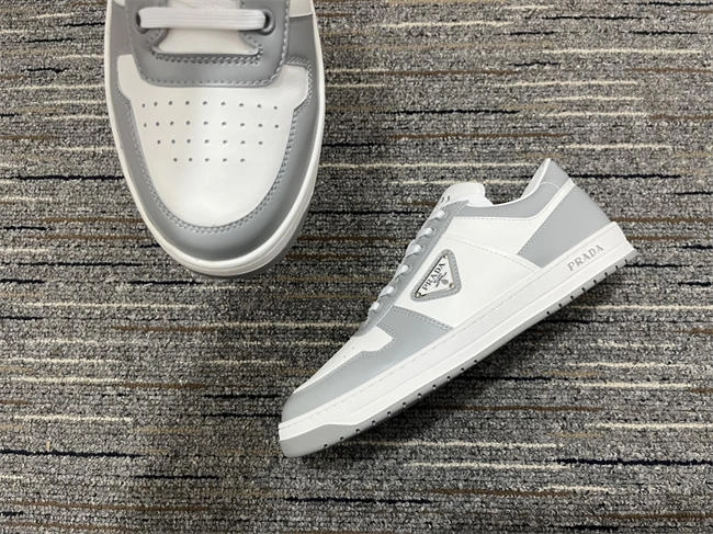 sophisticated Pra*a leather sneaker 3313