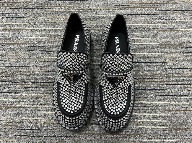 neat Pra*a loafer women 3341