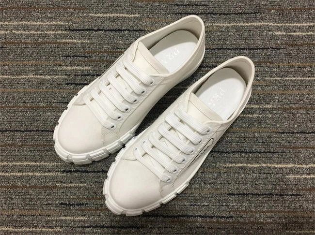 sportinspired Pra*a sneaker 3376